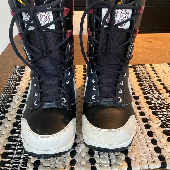 Nike DK zoom snowboard boots size 9 - Picture 4 of 7